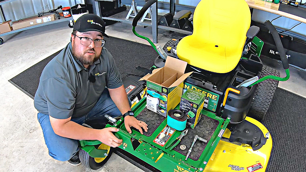 How to Install a John Deere Z365R Home Maintenance Kit ' Thumbnail'